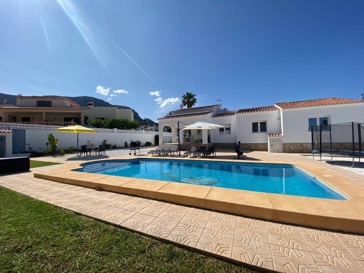 Villa Con Piscina, Soleada, Tranquila Y Centrica カルプ エクステリア 写真