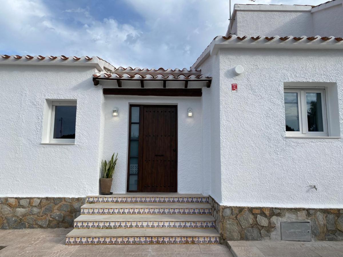 Villa Con Piscina, Soleada, Tranquila Y Centrica カルプ エクステリア 写真