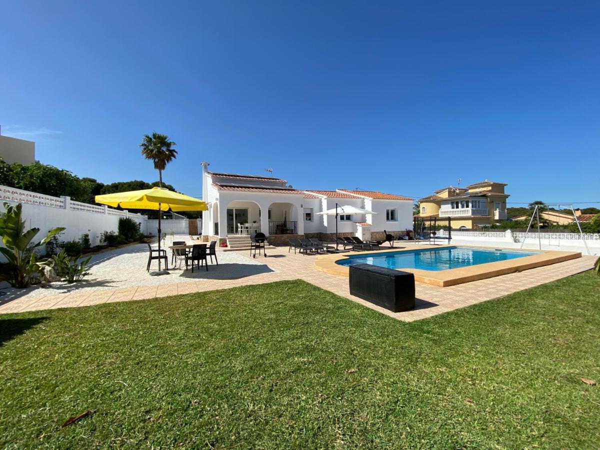 Villa Con Piscina, Soleada, Tranquila Y Centrica カルプ エクステリア 写真